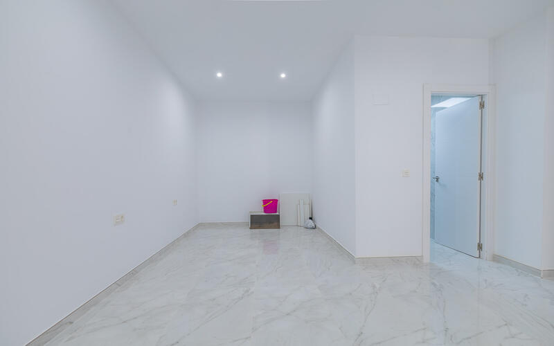 1 Cuarto Villa en venta