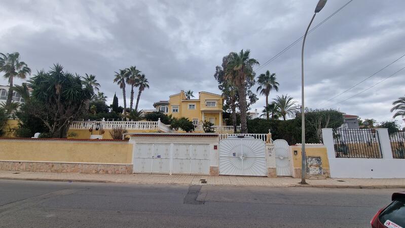 2 bedroom Villa for sale