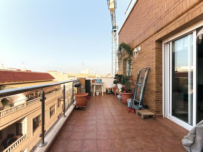 4 slaapkamer Appartement Te koop