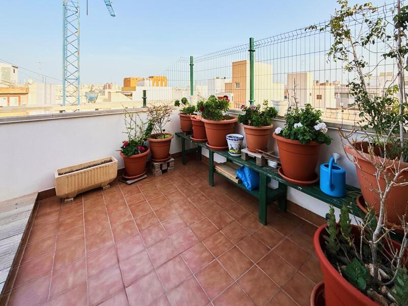 4 slaapkamer Appartement Te koop