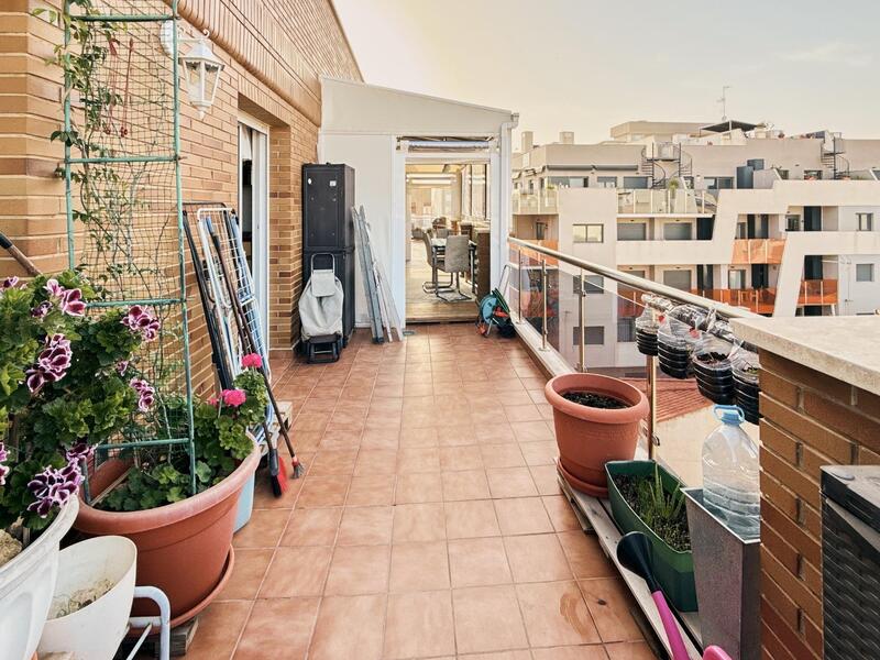 4 slaapkamer Appartement Te koop