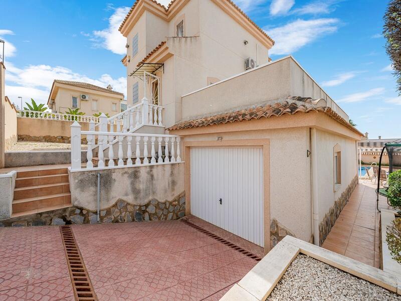 3 bedroom Villa for sale