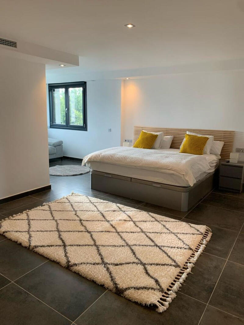 6 Schlafzimmer Villa für Langzeitmiete