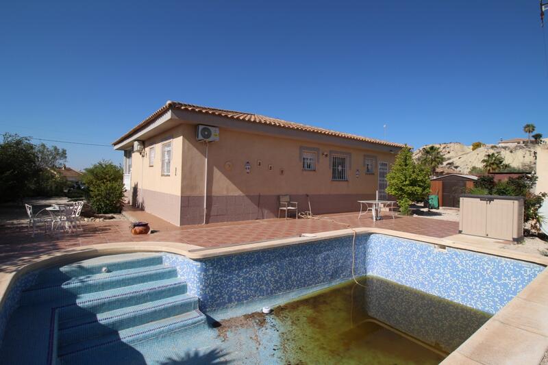 3 slaapkamer Villa Te koop