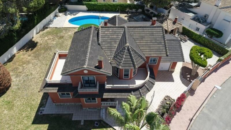 Villa til salg i Ciudad Quesada, Alicante