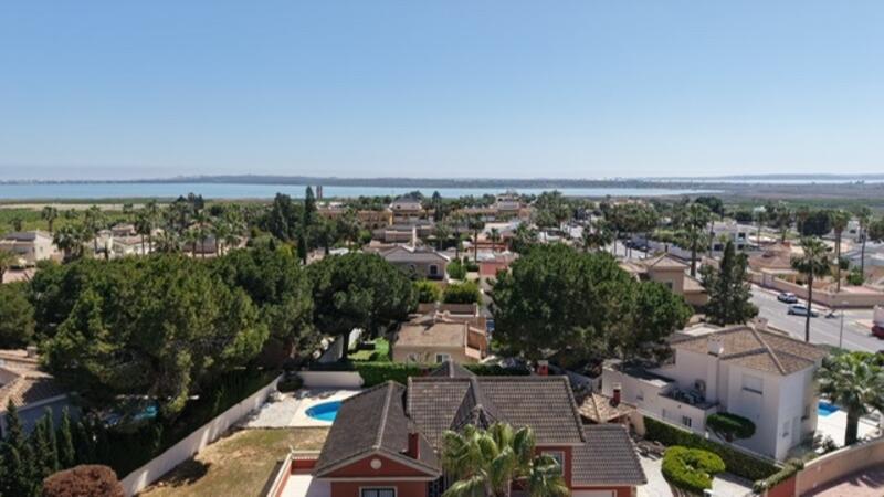 4 bedroom Villa for sale