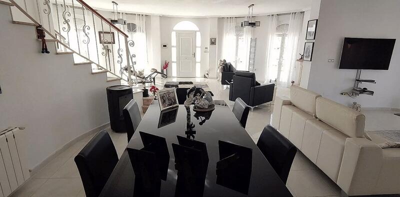 4 soveværelse Villa til salg