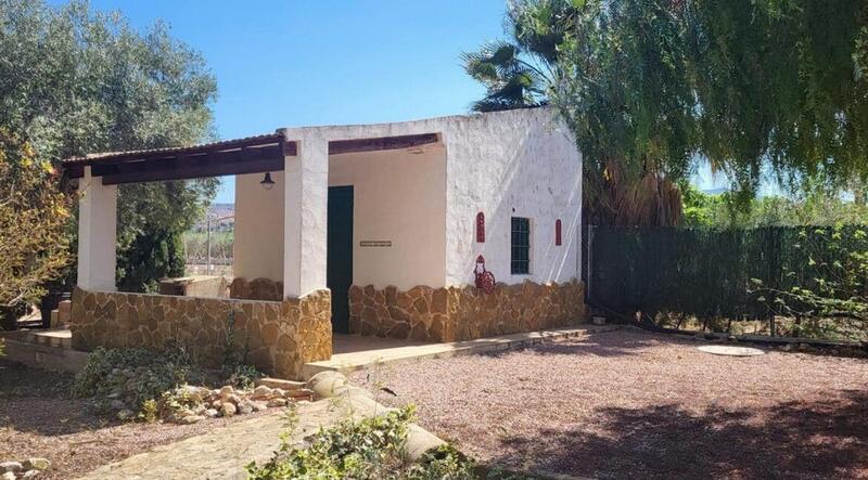 3 спальная комната вилла продается