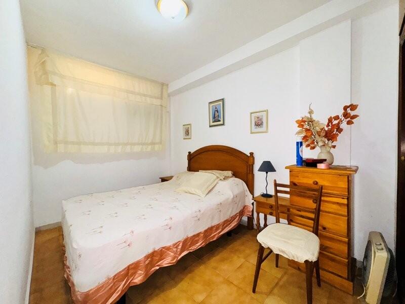 5 bedroom Townhouse for sale