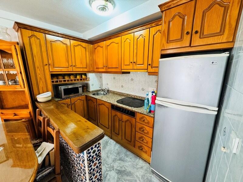 5 bedroom Townhouse for sale
