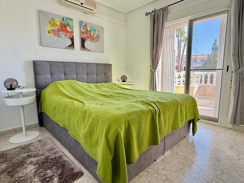 2 Schlafzimmer Stadthaus zu verkaufen