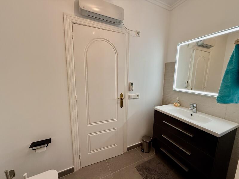 2 Schlafzimmer Stadthaus zu verkaufen