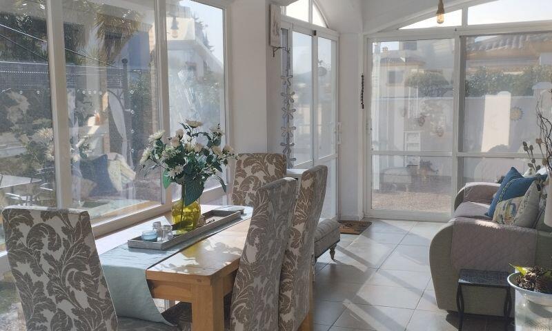 2 Schlafzimmer Villa zu verkaufen