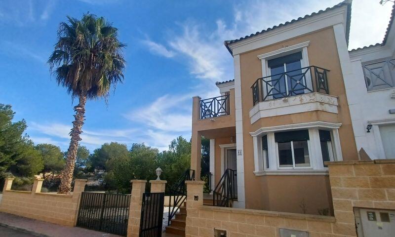 3 bedroom Villa for sale