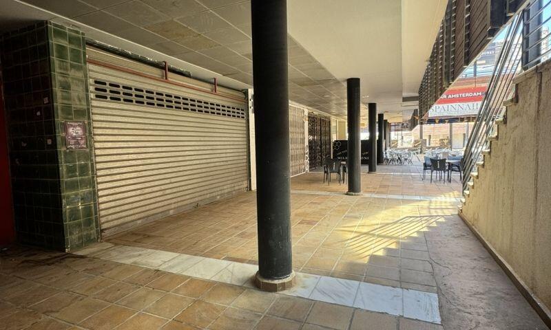 Handelsimmobilie zu verkaufen in Orihuela Costa, Alicante