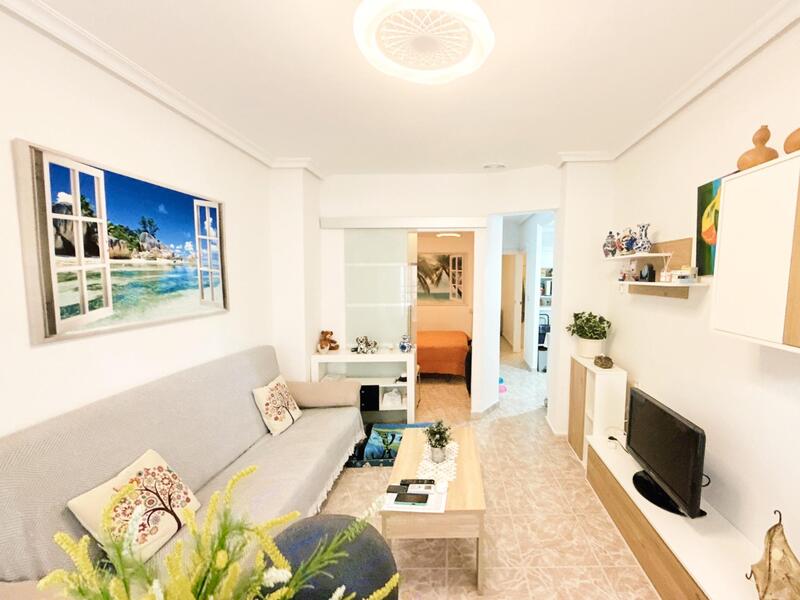 Apartment for sale in Torrevieja, Alicante