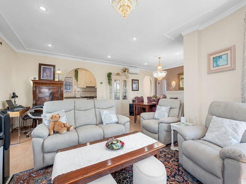 5 soverom Villa til salgs