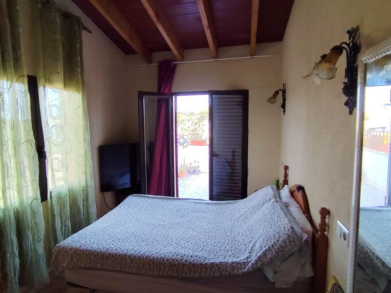 2 Cuarto Villa en venta