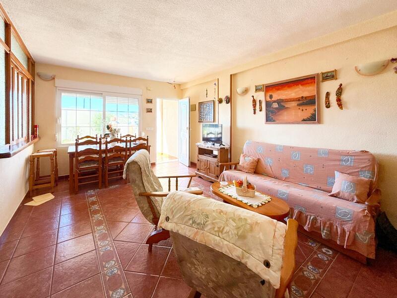 2 Cuarto Villa en venta
