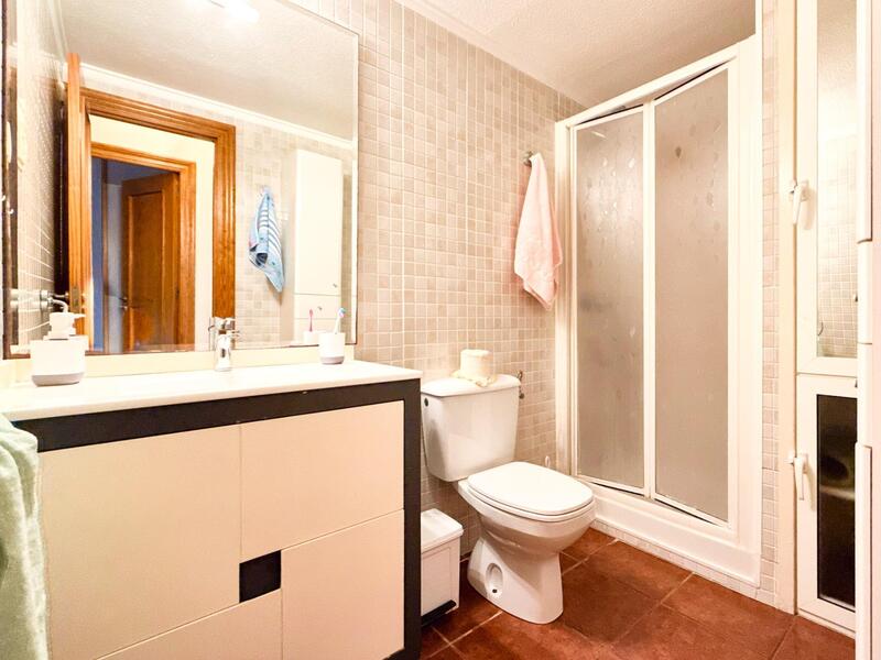 2 Cuarto Villa en venta