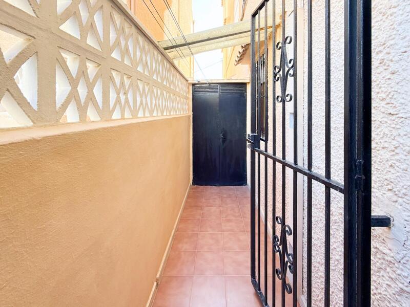 2 Cuarto Villa en venta
