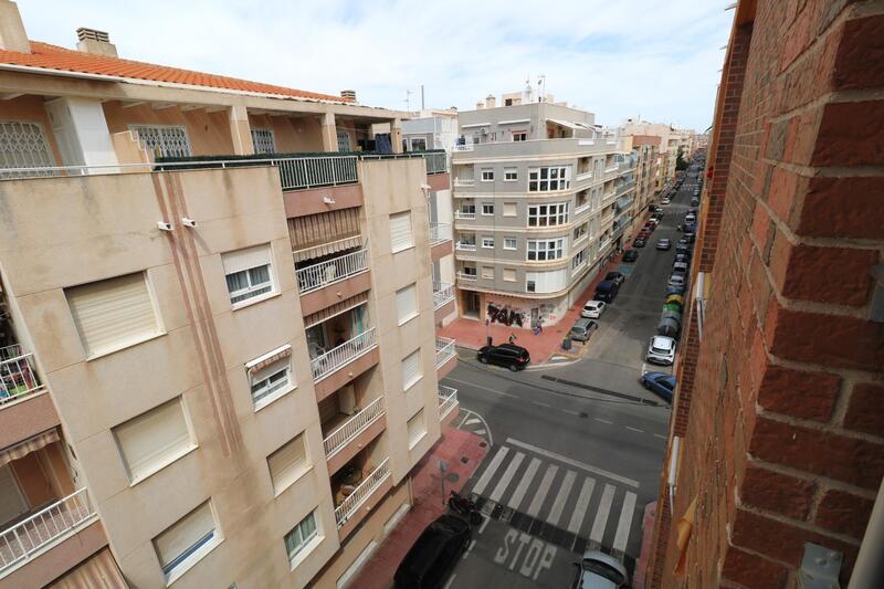 3 bedroom Apartment for sale