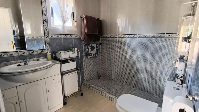 3 sovrum Villa till salu
