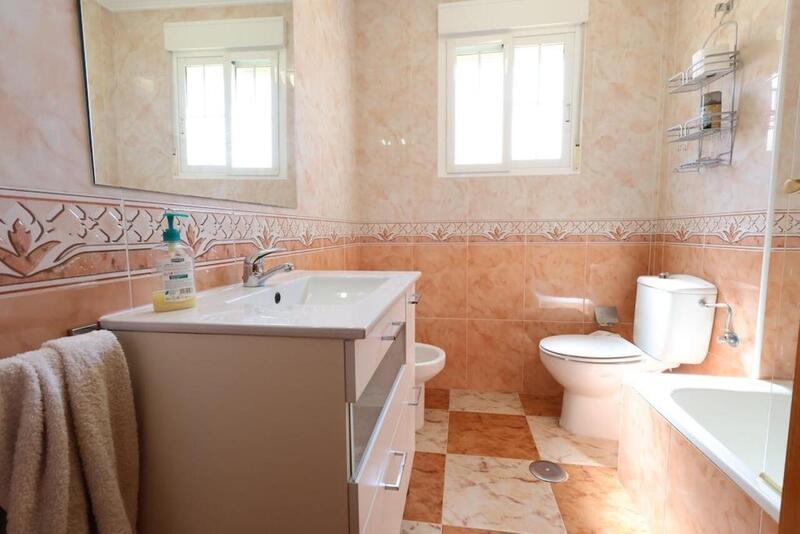 2 Cuarto Villa en venta
