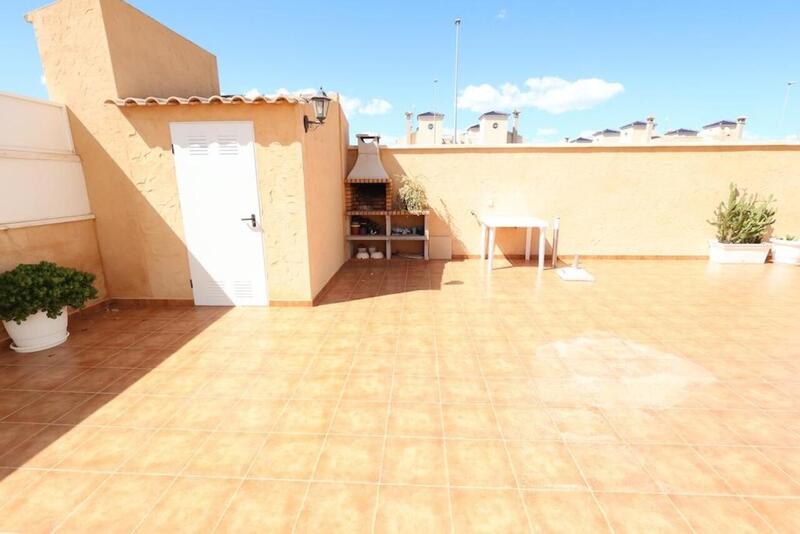 2 Cuarto Villa en venta