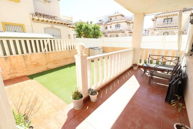 2 Cuarto Villa en venta