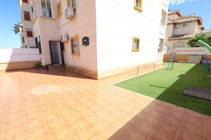 2 Cuarto Villa en venta