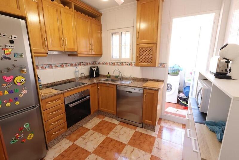 2 Cuarto Villa en venta