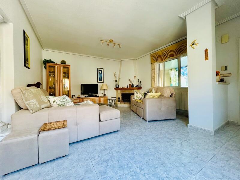 2 sovrum Villa till salu