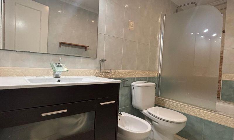 3 спальная комната квартира продается