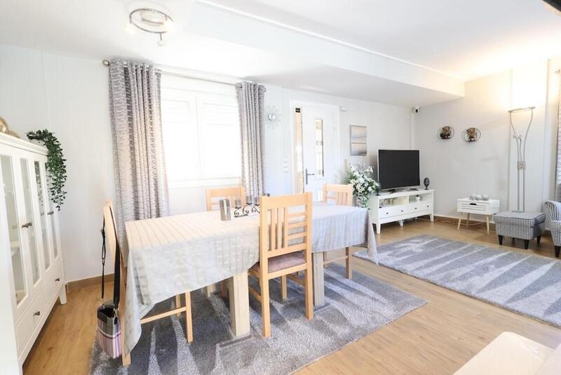4 Cuarto Villa en venta