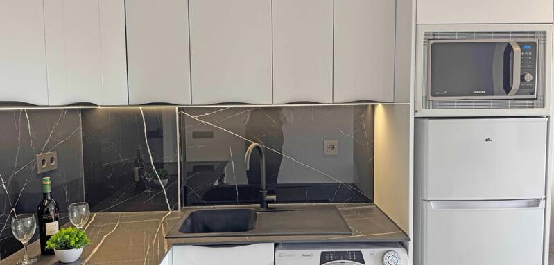 1 bedroom Apartment for sale