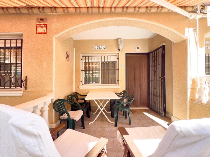 Villa til salgs i Torrevieja, Alicante