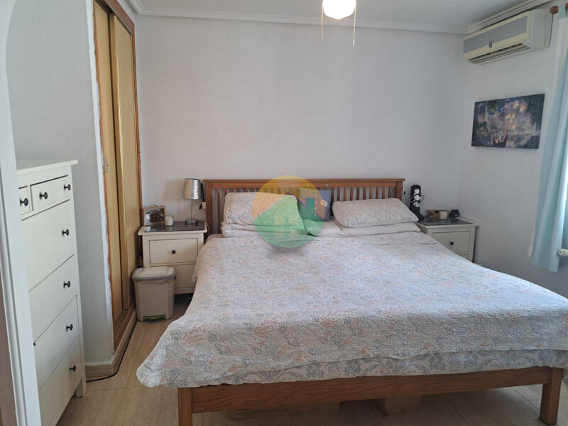 2 Schlafzimmer Villa zu verkaufen