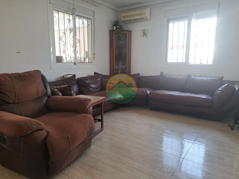 2 Schlafzimmer Villa zu verkaufen