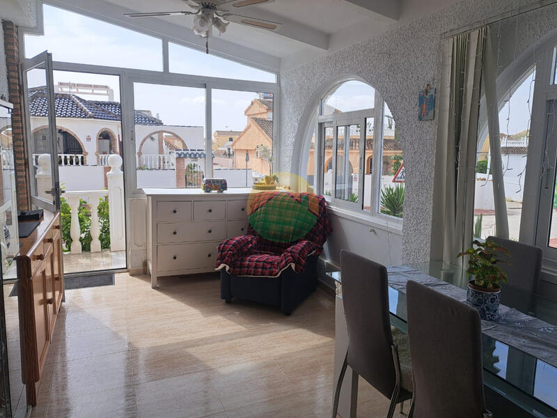 2 Schlafzimmer Villa zu verkaufen