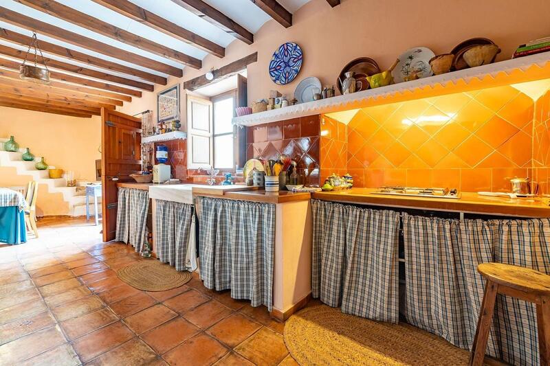 8 Schlafzimmer Stadthaus zu verkaufen