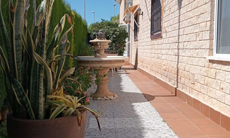 4 Schlafzimmer Villa zu verkaufen