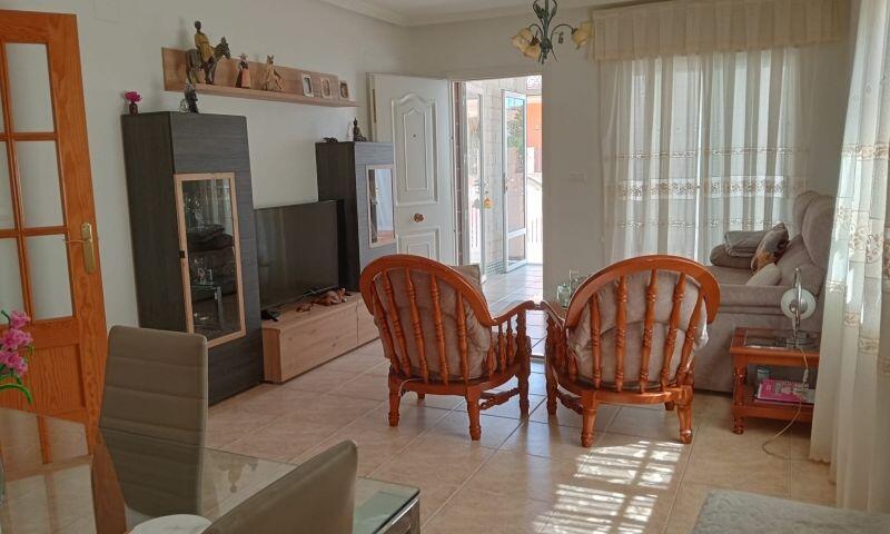 4 Schlafzimmer Villa zu verkaufen