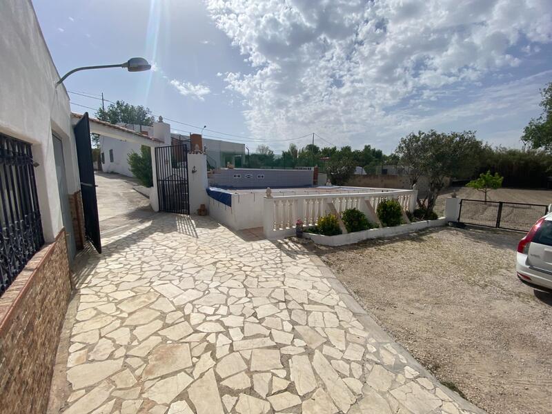 4 bedroom Country House for sale