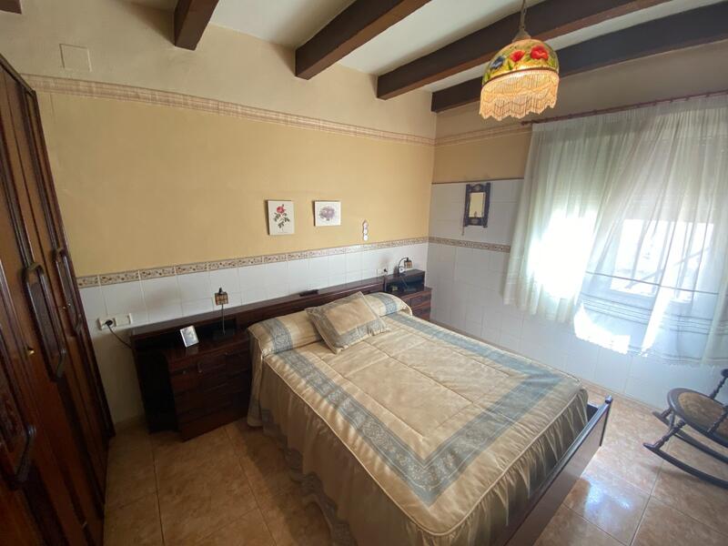 4 bedroom Country House for sale