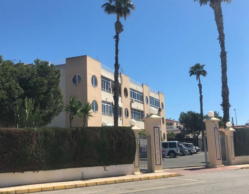 3 bedroom Apartment for sale
