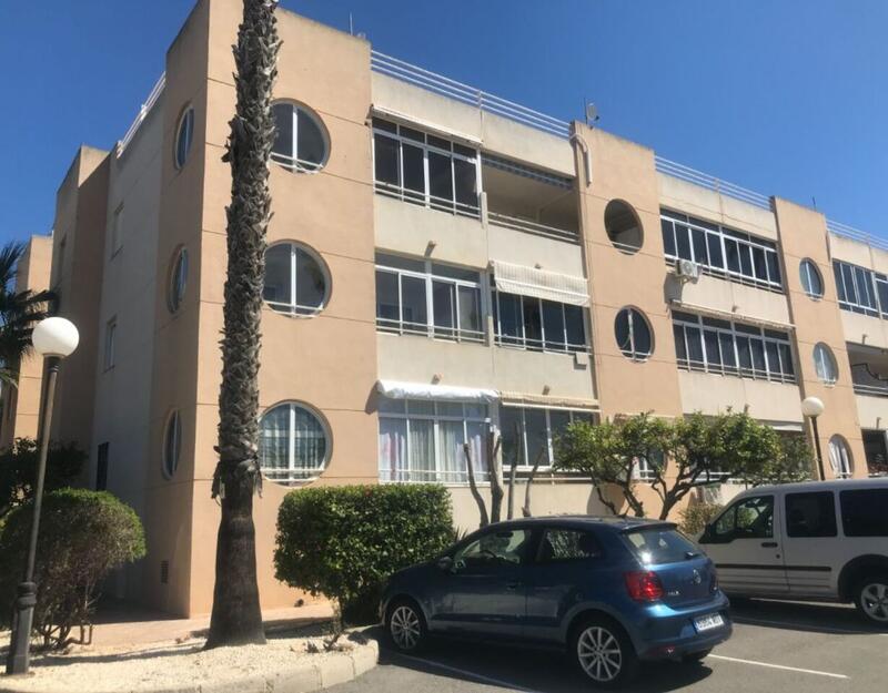 3 bedroom Apartment for sale