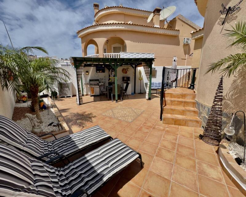 3 bedroom Villa for sale