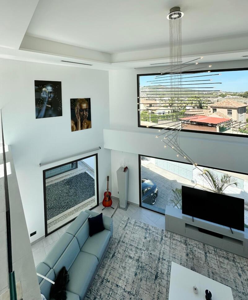 5 bedroom Villa for sale