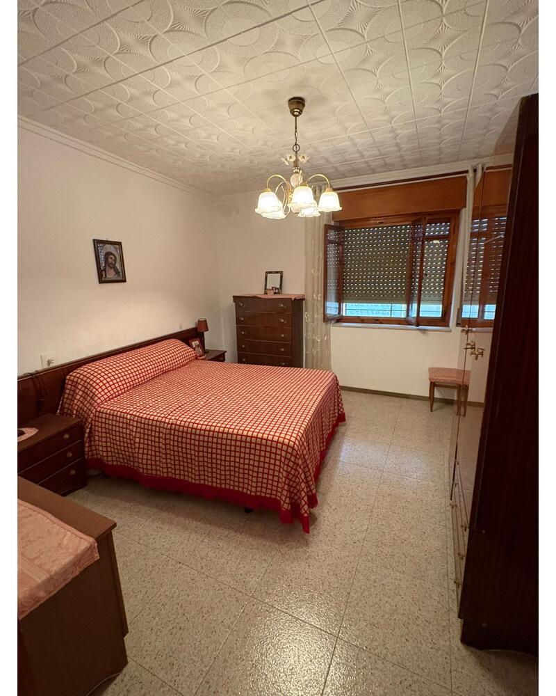 3 slaapkamer Gezinswoning Te koop
